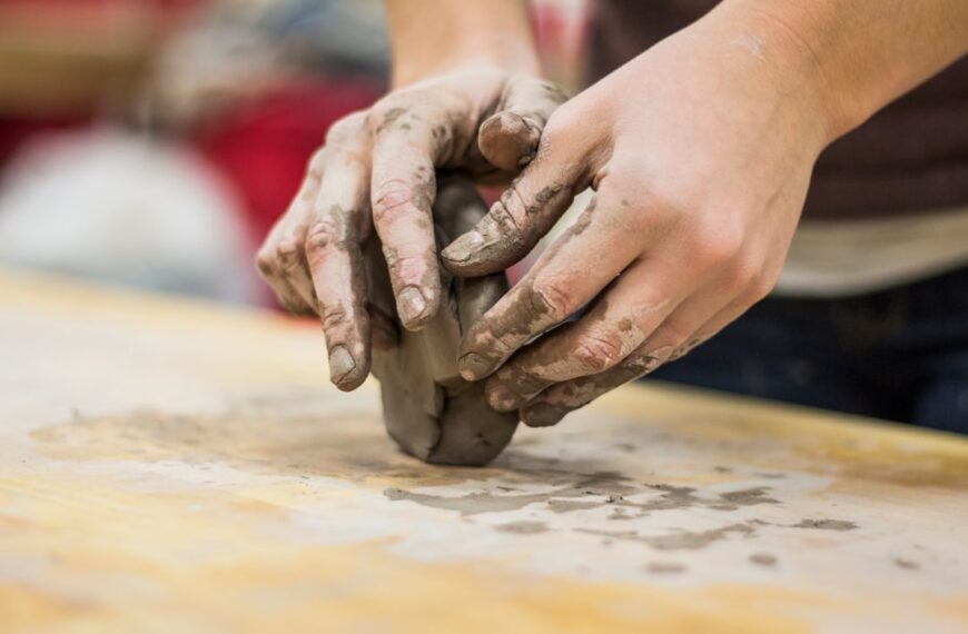 Photo Clay Sculpture