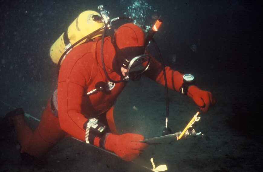 Photo Underwater research