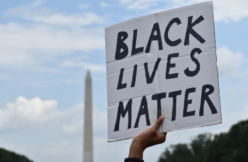 Photo Protest sign